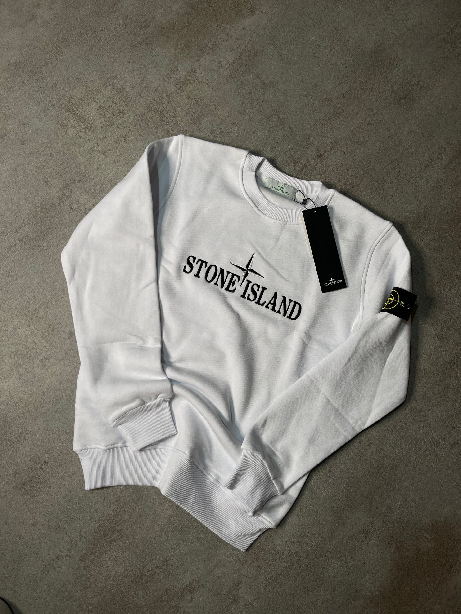 ST0N3 1SL4ND