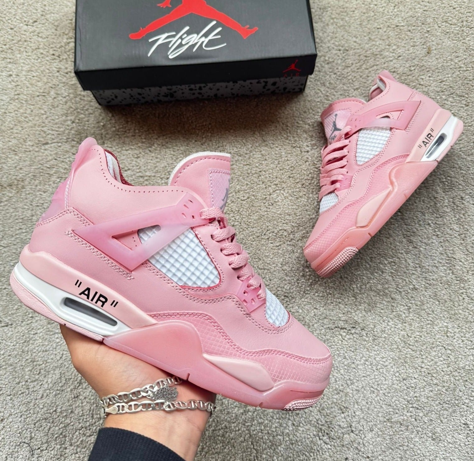 J4 OFF-WHITE Rosas