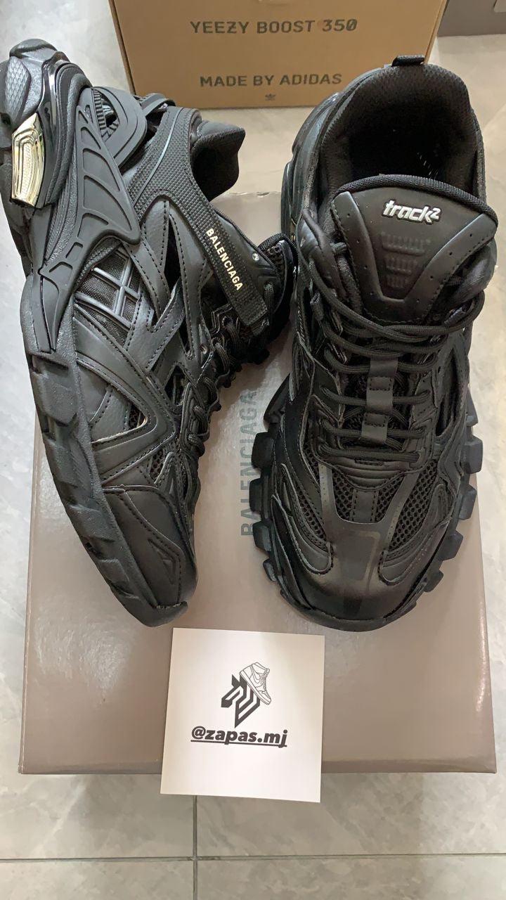 BALENCIAG@ TRACK